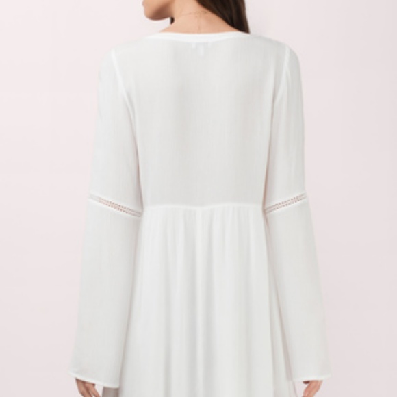 Tobi White Plunging Shift Dress || Cute Boho Chic - Picture 3 of 5